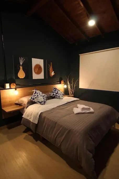 Apartamento Cerca Unidad Deportiva Belen - One202 By Roots Rentals Medellin 0*,  Colombia