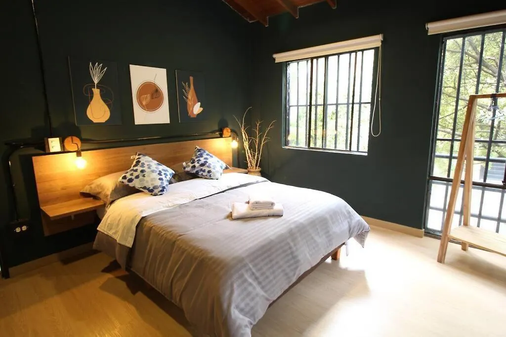 Apartamento Cerca Unidad Deportiva Belen - One202 By Roots Rentals Medellin 0*,