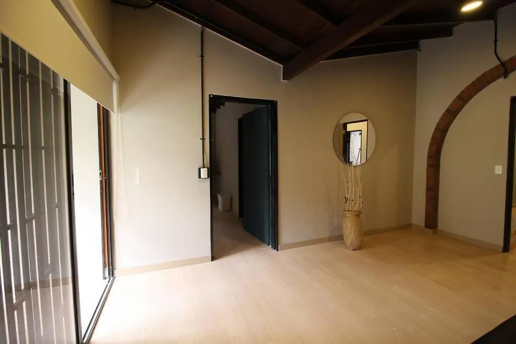 Apartamento Cerca Unidad Deportiva Belen - One202 By Roots Rentals Medellin
